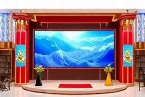 弹幕礼仪大讨论封面：屏幕上密布的弹幕文字流